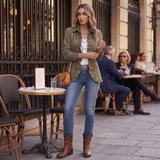 Patricia | Casaco leve bordado com folhos