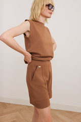 Elisa | Top essencial cor toffee
