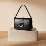 Chloe | Mala baguette em pele lacada