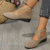 Lola | Sabrinas camel com cunha de conforto