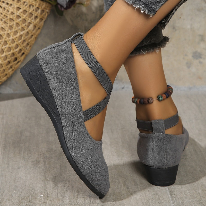 Lola | Sabrinas camel com cunha de conforto